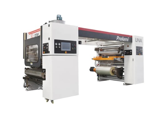 Kuinka varmistaa, että liuotinvapaan yksiasemaisen laminointikoneen suorituskyky täyttää suunnitteluvaatimukset kuormittamattomalla ja kuorman virheenkorjauksella laitteen asennuksen jälkeen